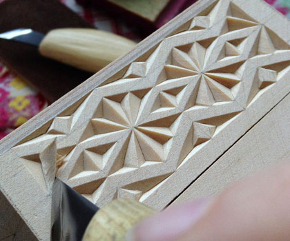chip-carving-woodcarving-005
